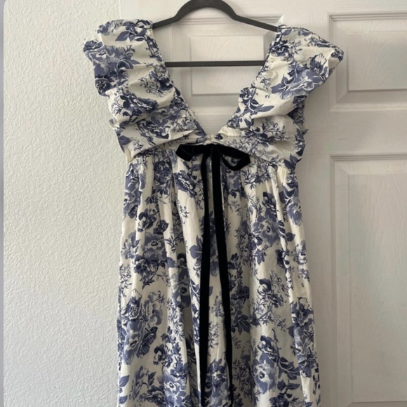 OPT Dress - Picture 3 of 4